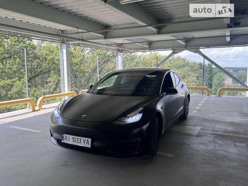 2018 TESLA Model 3