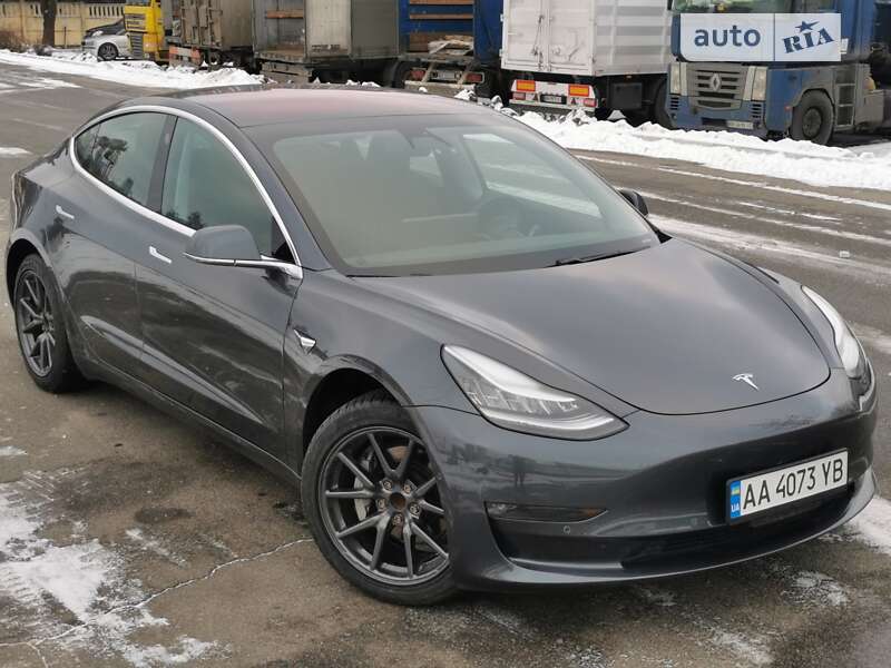 2019 tesla model 3