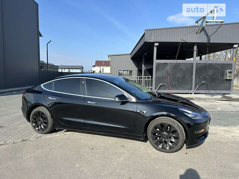 2019 tesla model 3