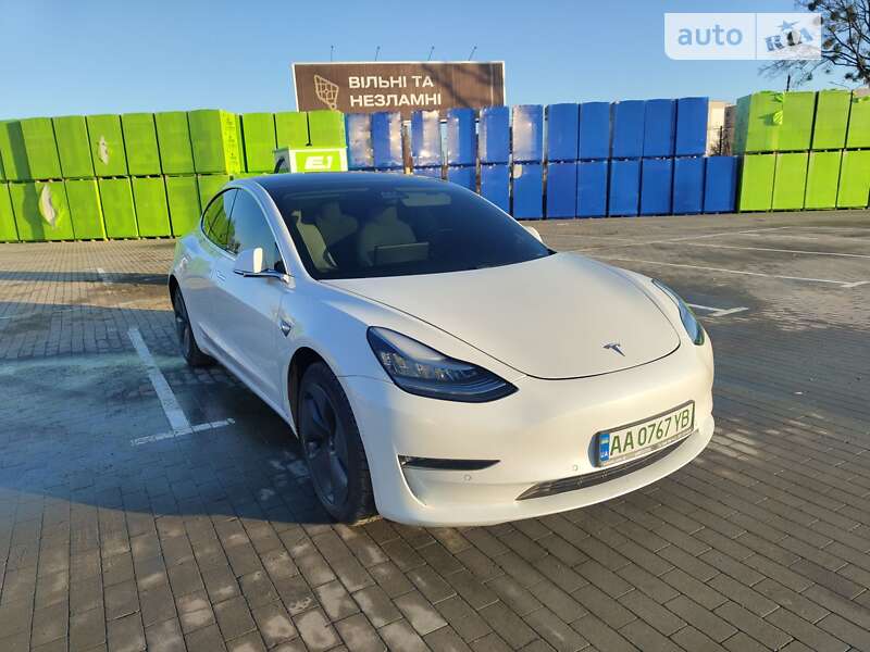 2020 tesla model 3