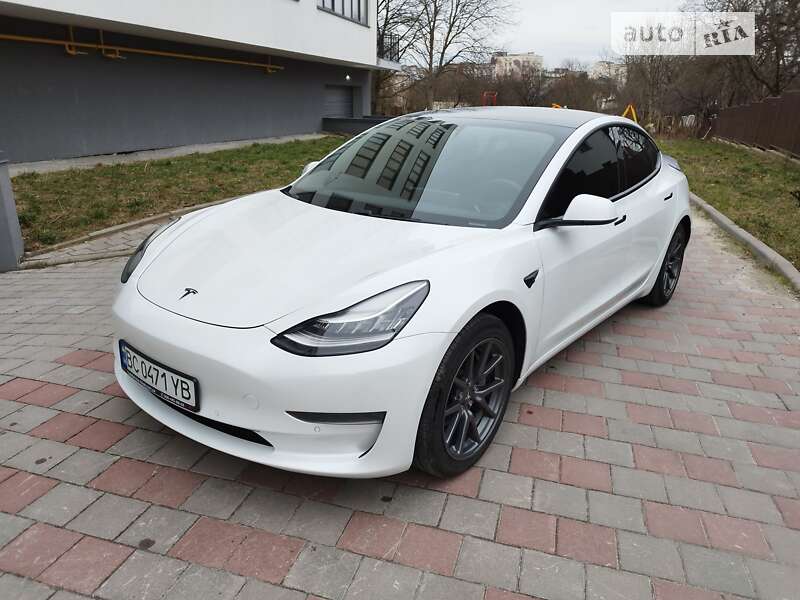 2020 tesla model 3