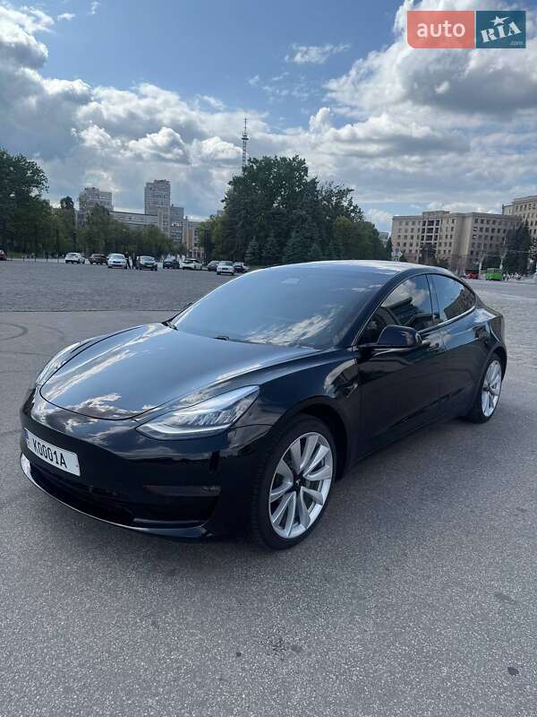 2019 tesla model 3