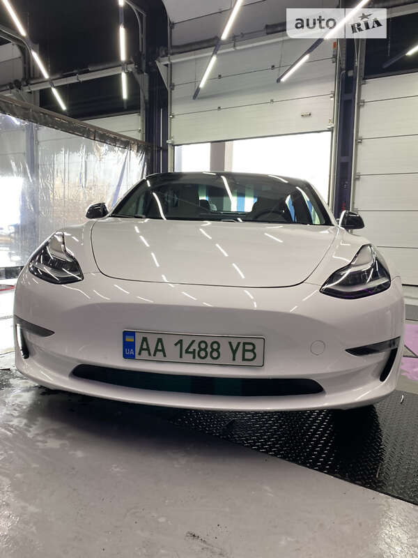 2019 tesla model 3