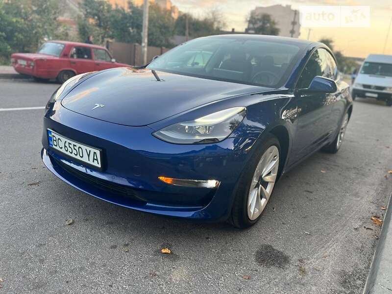 2021 tesla model 3