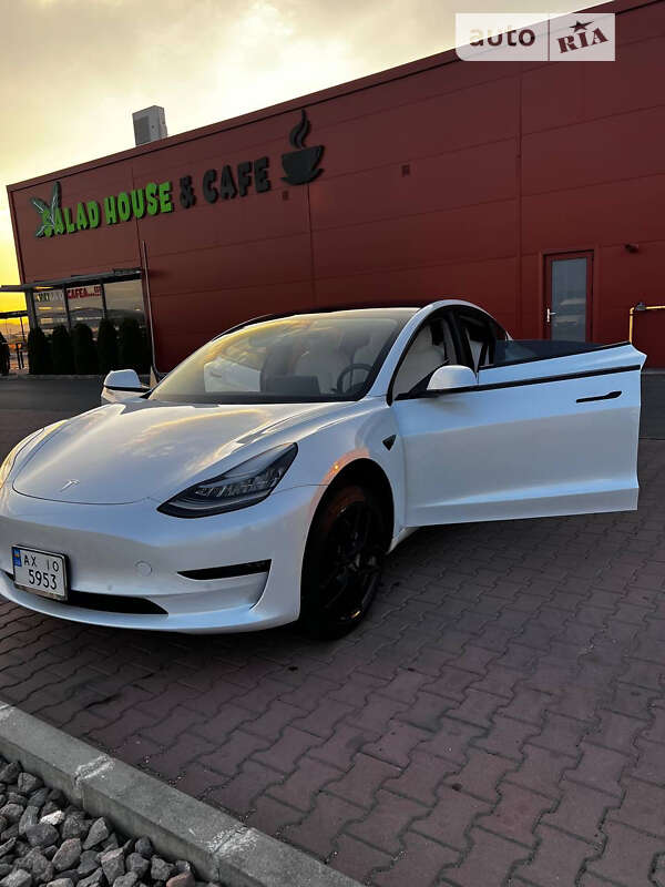 2018 tesla model-3