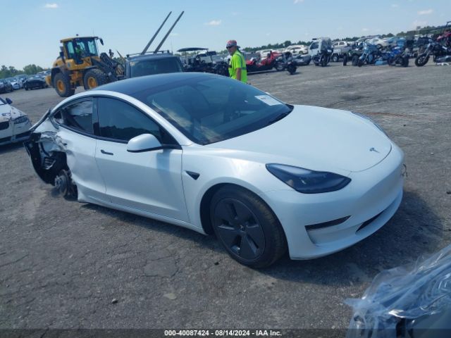 2022 TESLA Model 3