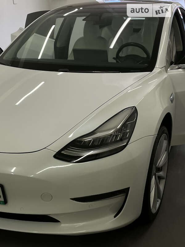 2018 tesla model 3
