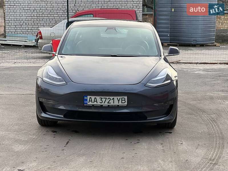 2020 tesla model 3