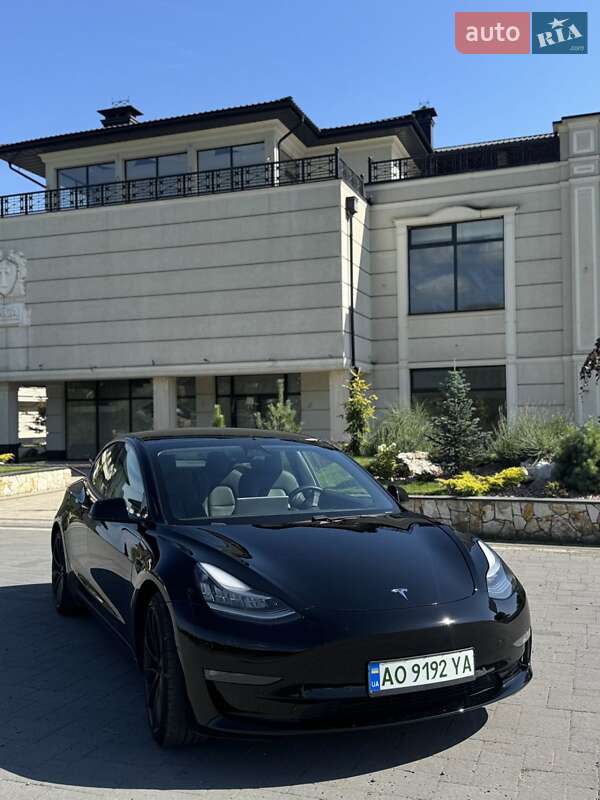 2021 TESLA Model 3
