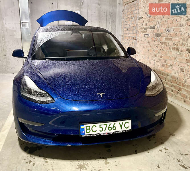 2021 TESLA Model 3