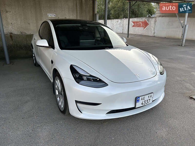 2021 tesla model 3