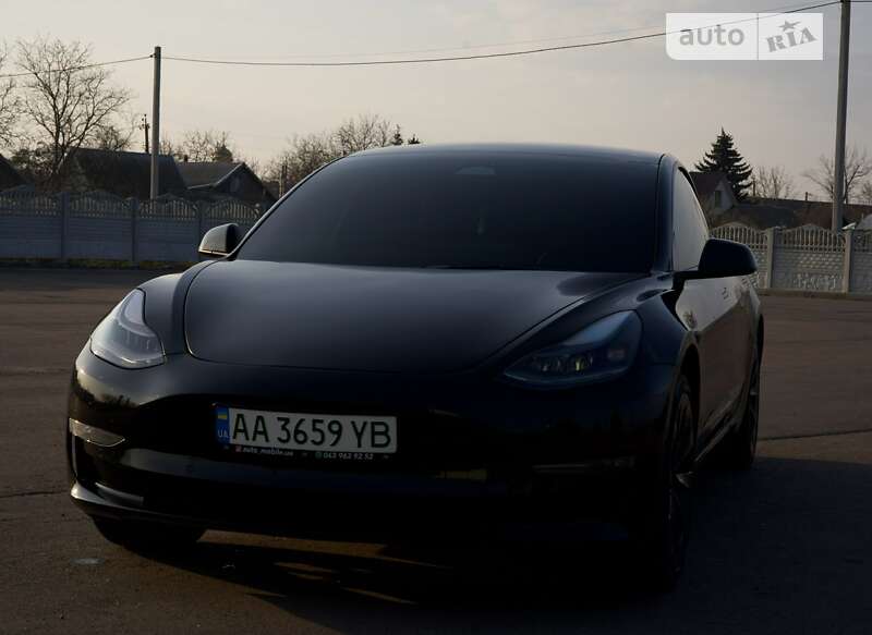 2022 tesla model 3