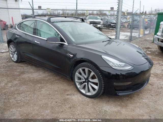2018 TESLA Model 3