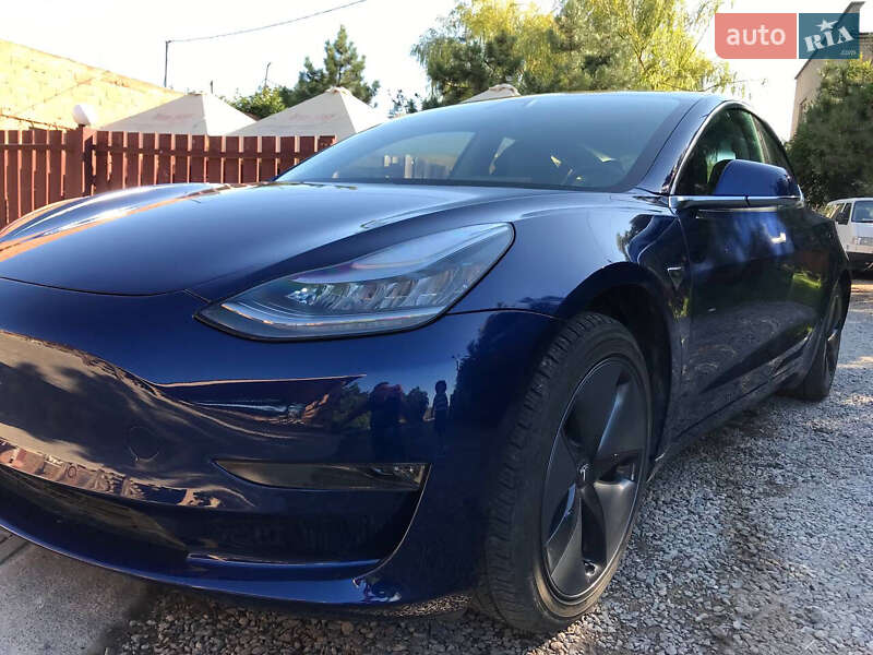 2019 tesla model 3