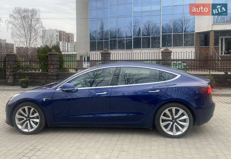 2019 tesla model s