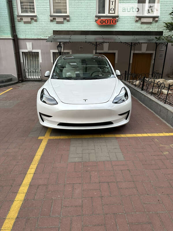 2021 tesla model 3