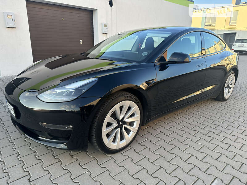 2021 tesla model 3