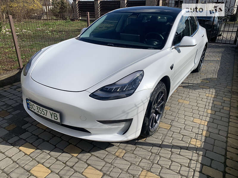 2019 tesla model 3