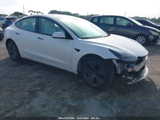 2022 TESLA Model 3