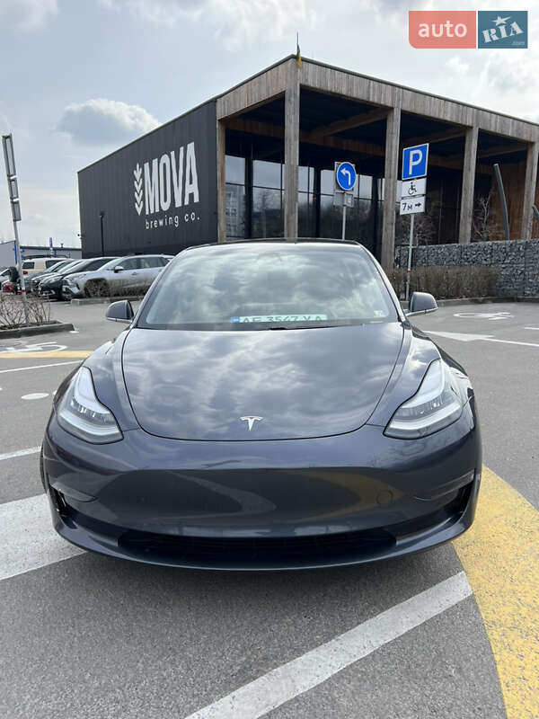 2020 tesla model 3