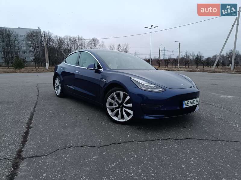 2020 tesla model 3