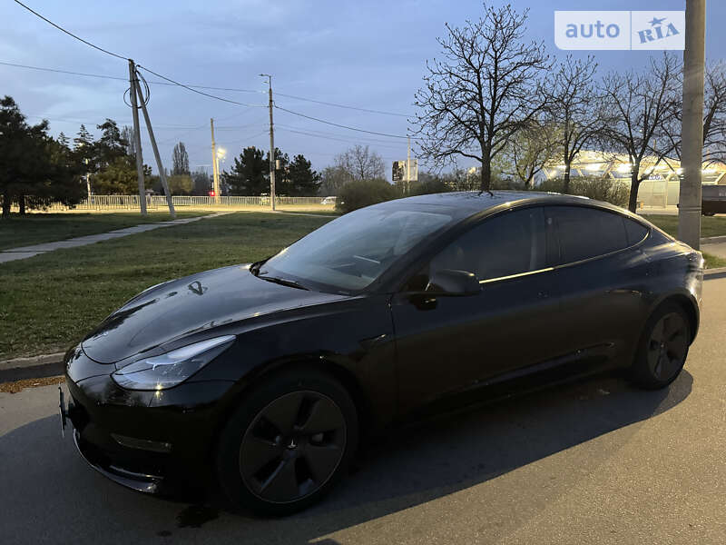 2022 tesla model 3