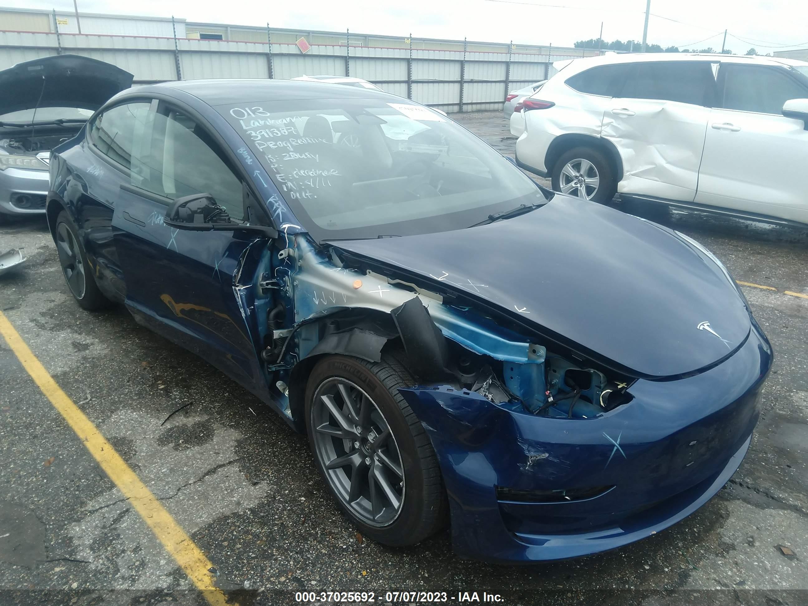 2022 tesla model 3