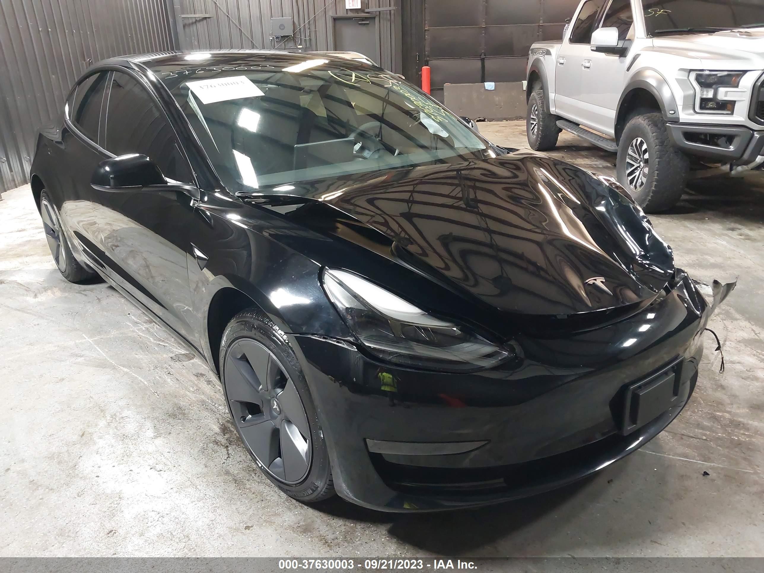 2022 tesla model 3