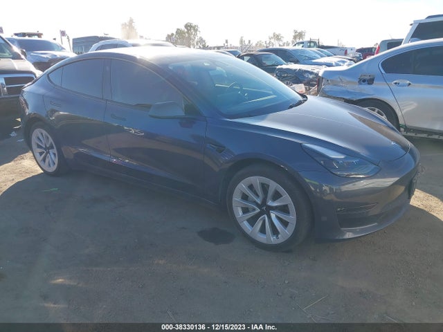 2022 tesla model 3