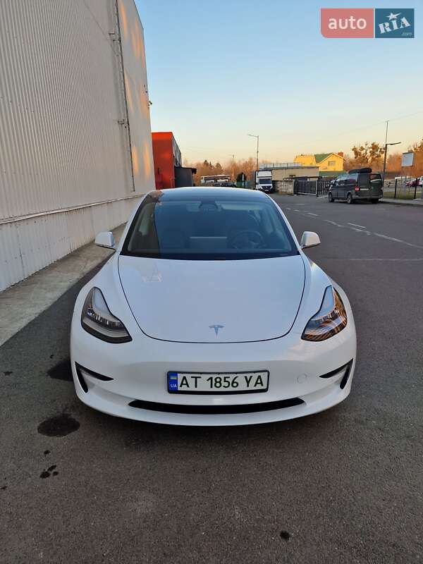 2020 tesla model 3