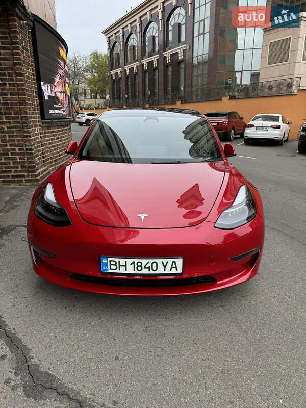 2022 tesla model 3