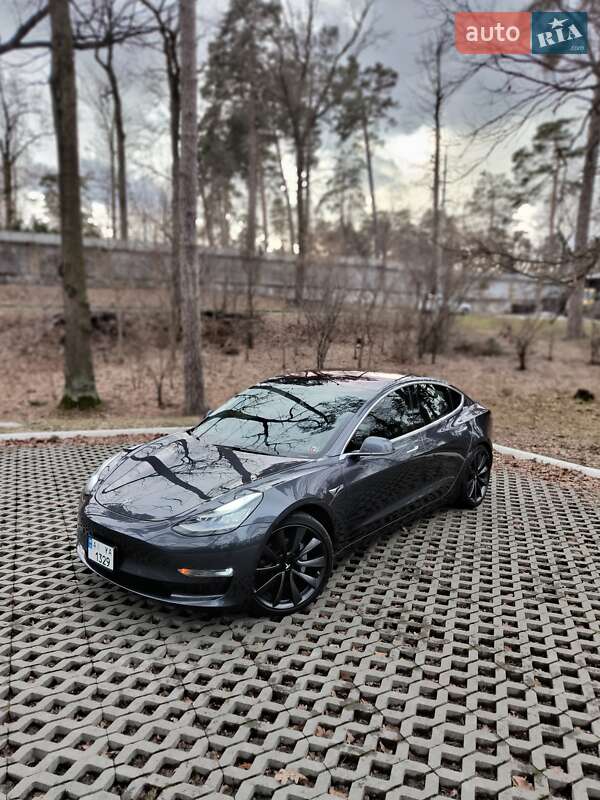 2018 tesla model 3