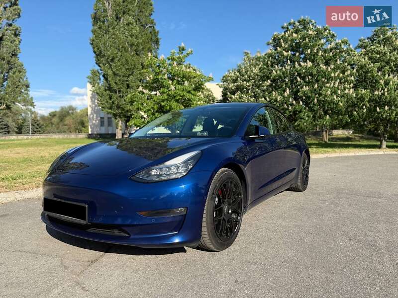 2018 tesla model 3