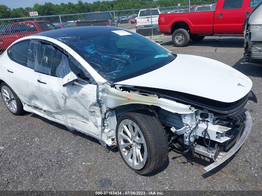 2022 tesla model 3