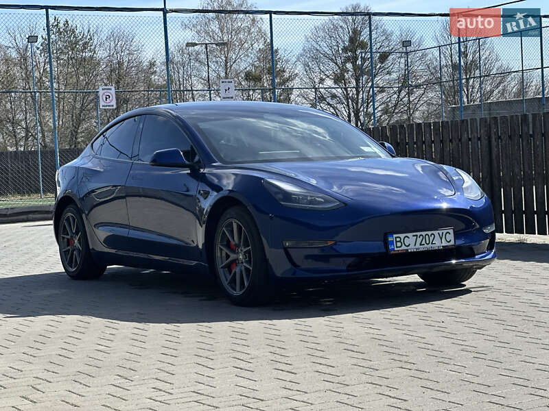 2022 tesla model 3