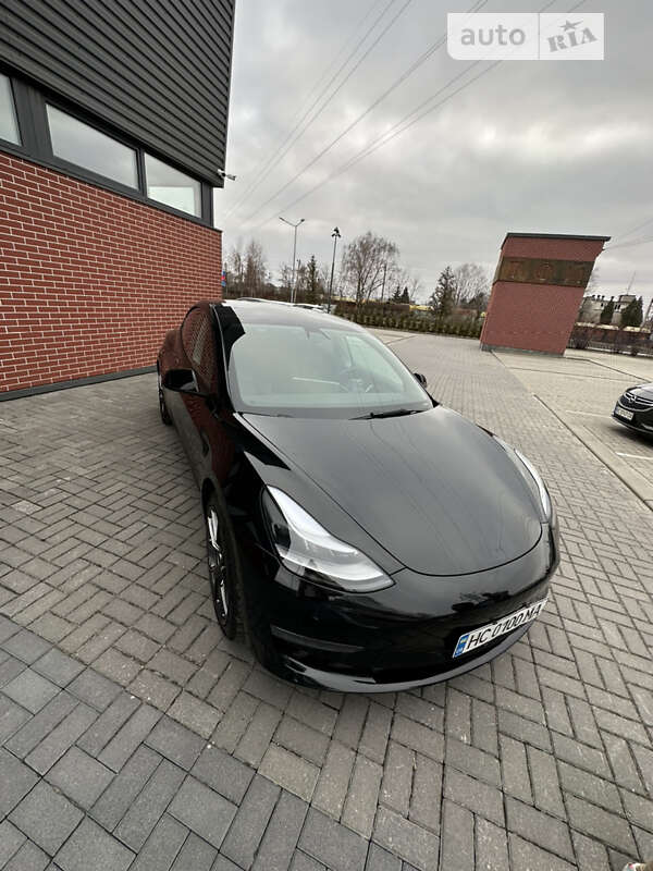 2021 tesla model 3