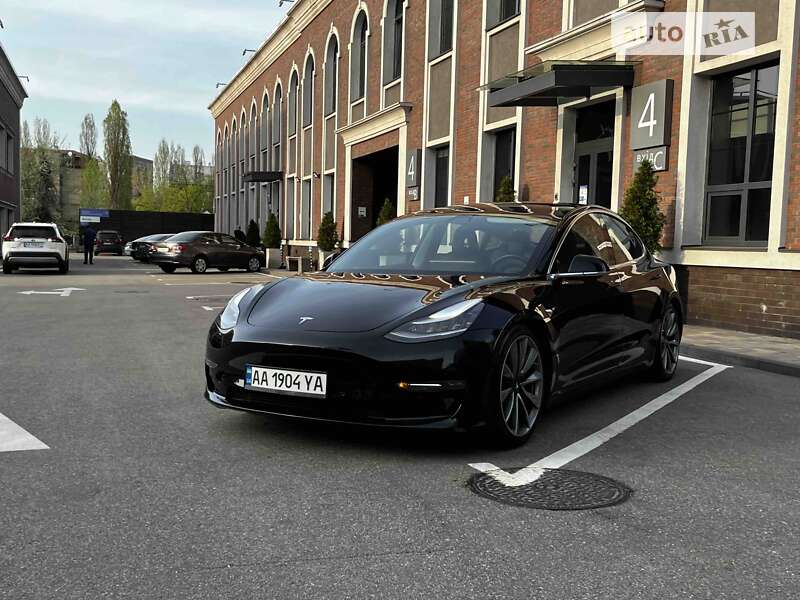 2018 tesla model 3