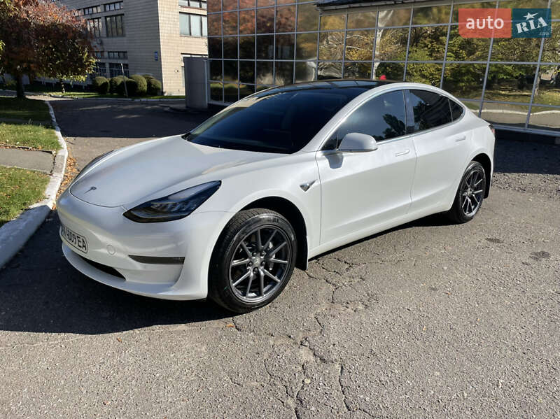 2020 tesla model 3