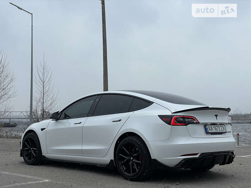 2021 tesla model 3