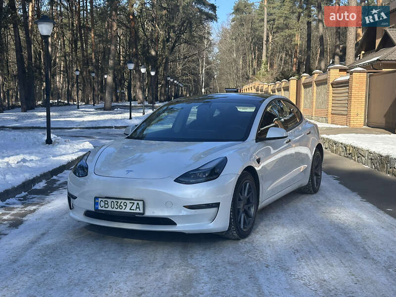 2021 tesla model 3