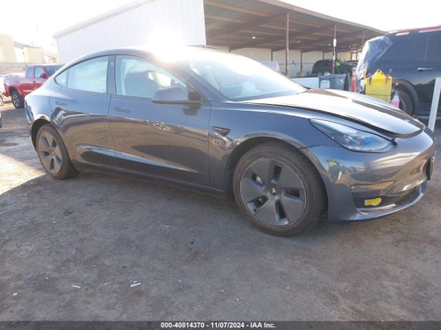 2022 TESLA Model 3