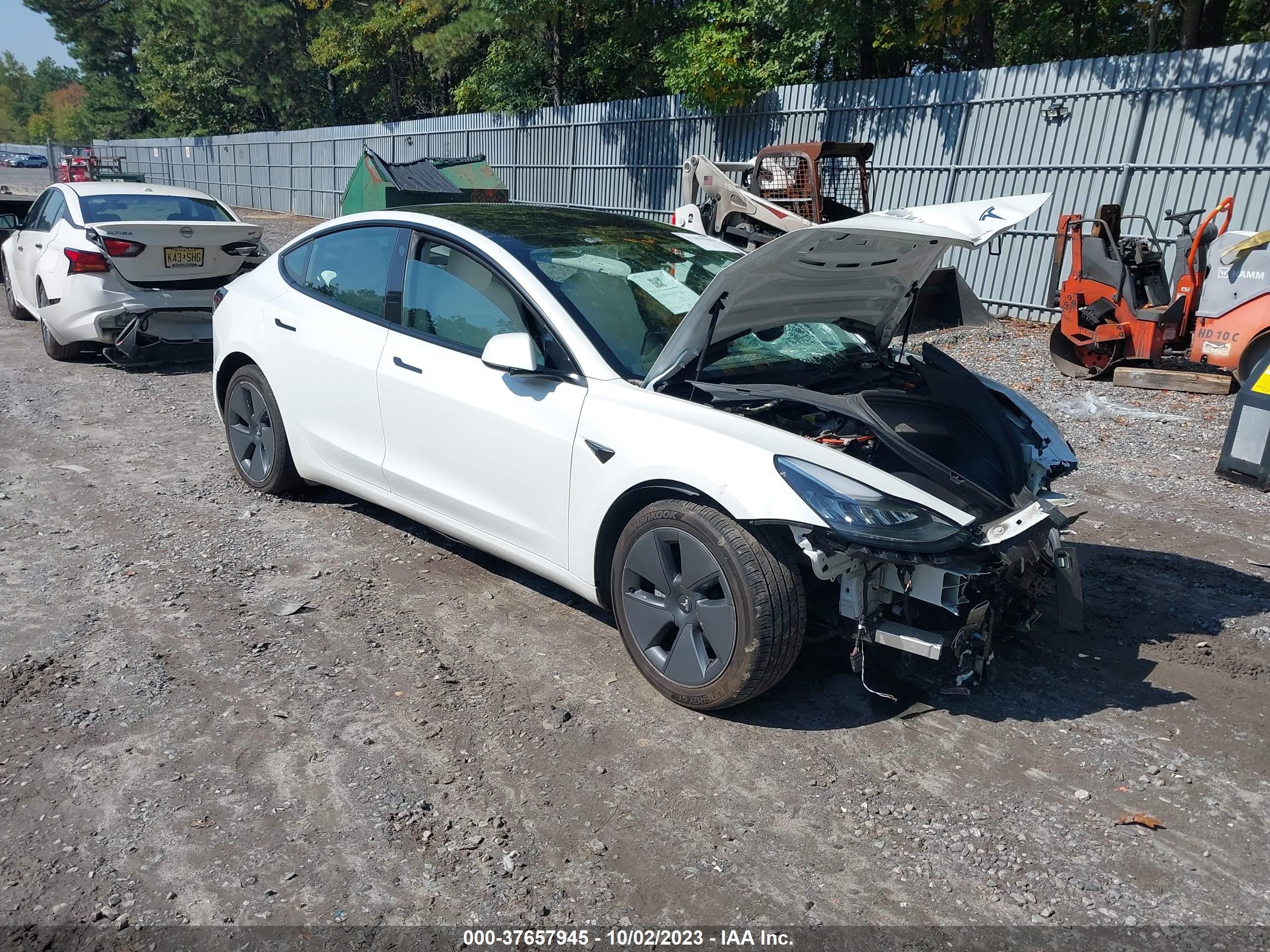 2022 tesla model 3