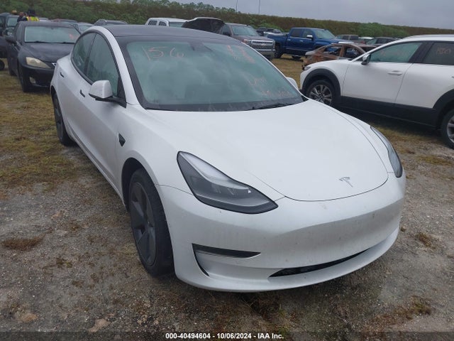 2022 tesla model 3