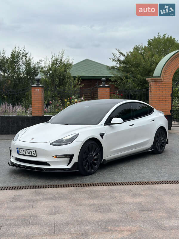 2021 tesla model 3
