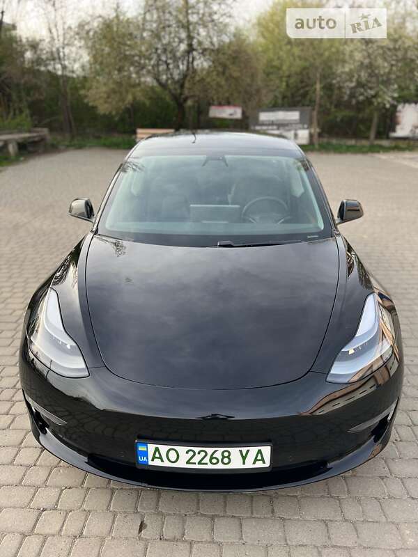 2021 tesla model 3