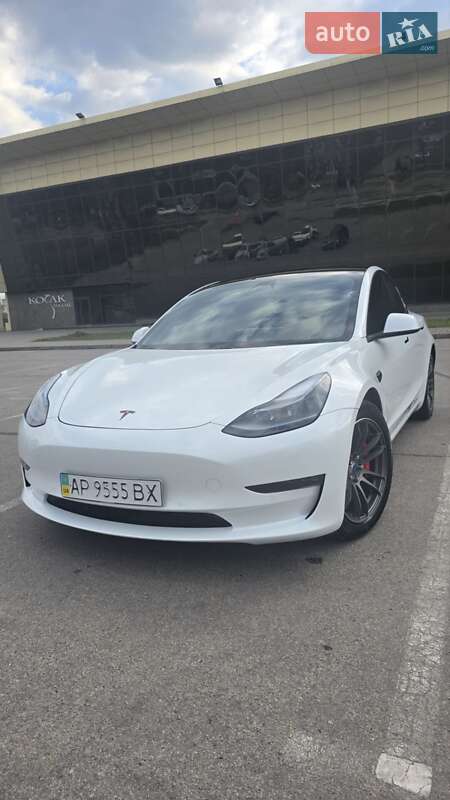 2021 TESLA Model 3