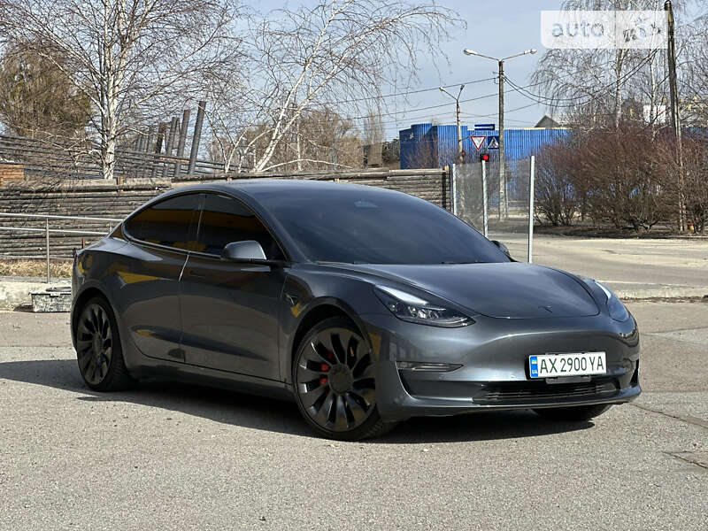 2022 tesla model 3