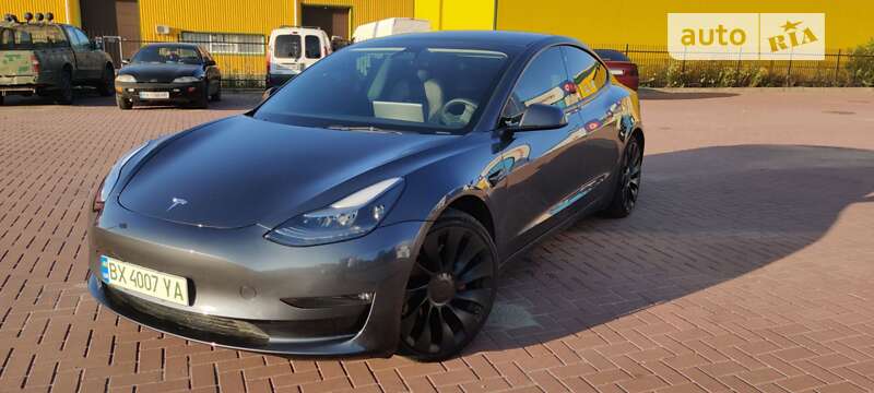 2022 tesla model 3