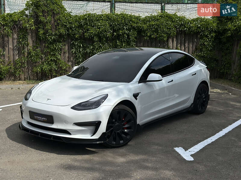 2021 tesla model 3