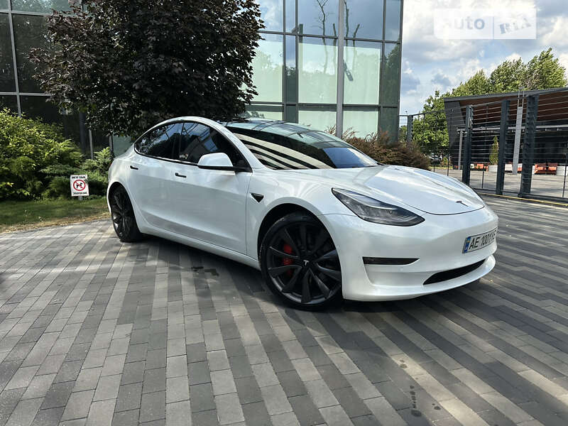 2020 tesla model 3